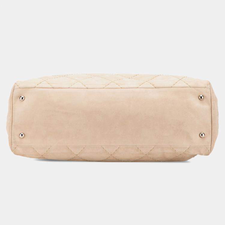 Pre Owned Chanel Beige Iridescent Calfskin Sea Hit Tote