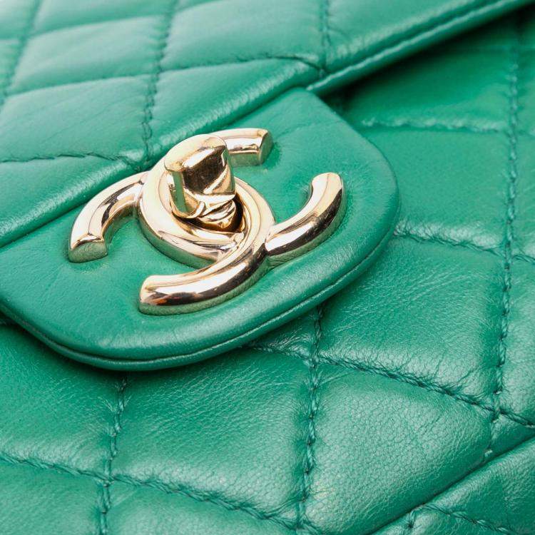 Pre Owned Chanel Green Medium Classic Lambskin Double Flap