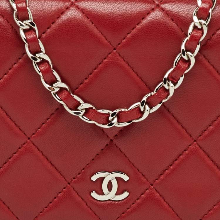 Pre Owned Chanel Red Quilted Leather Classic Wallet on Chain