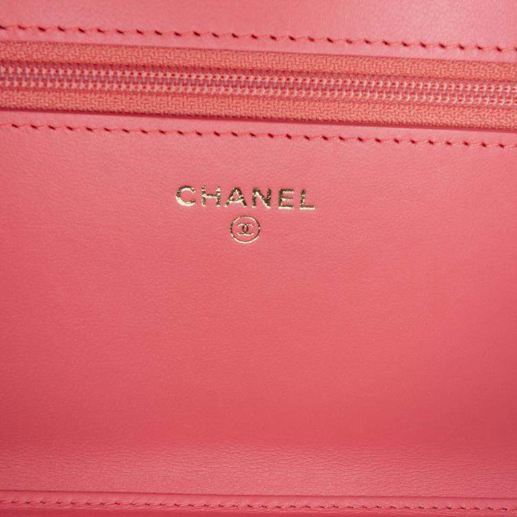 Pre Owned Chanel Quilted Lambskin Double Stitch Tassel Wallet On Chain