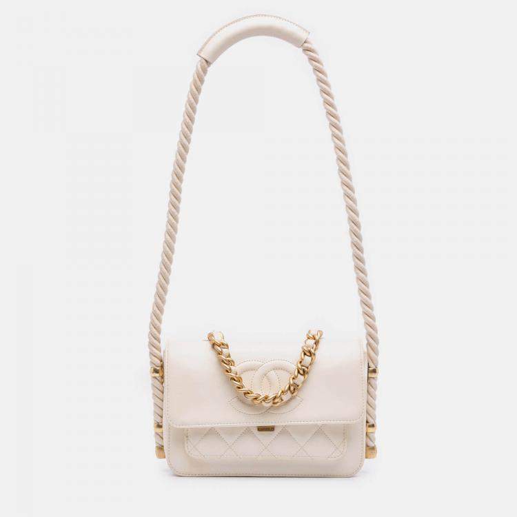 Pre Owned Chanel White Crumpled Calfskin En Vogue Rope Flap