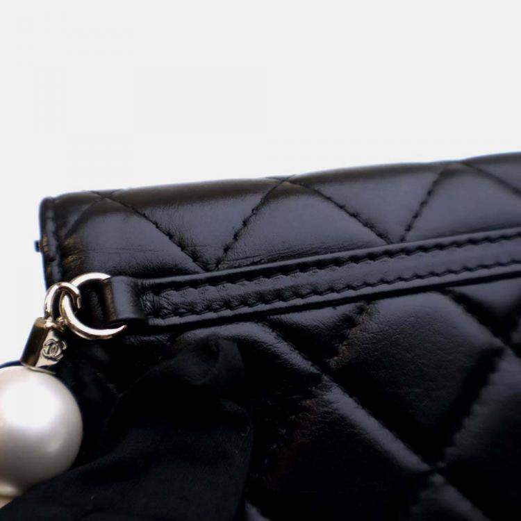 Pre Owned Chanel Maxi Pearls Mini Black Lambskin Clutch On Chain 