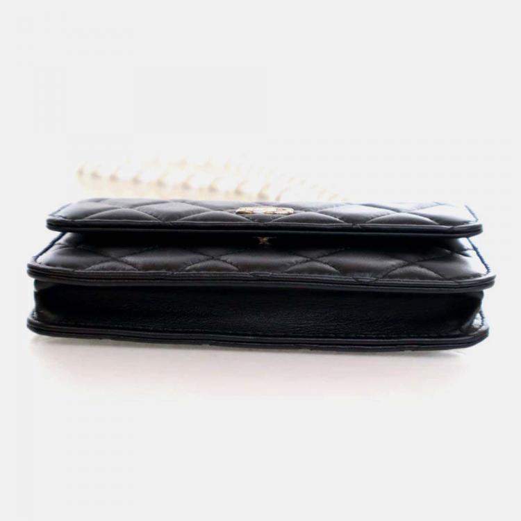 Pre Owned Chanel Maxi Pearls Mini Black Lambskin Clutch On Chain 