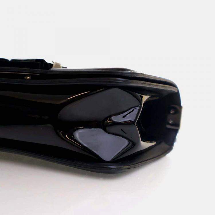 Pre Owned Chanel Boy Small Black Patent Leather Shoulder Bag