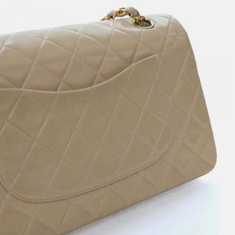 Pre Owned Chanel Classic Flap Medium Beige Lambskin Shoulder Bag