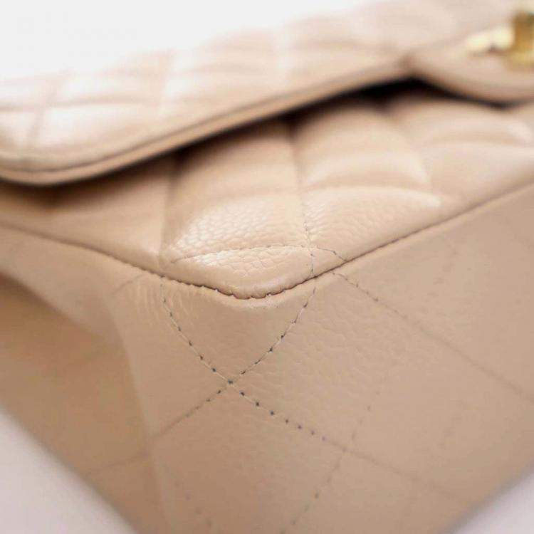 Pre Owned Chanel Classic Double Flap Medium Caviar Leather Shoulder Bag