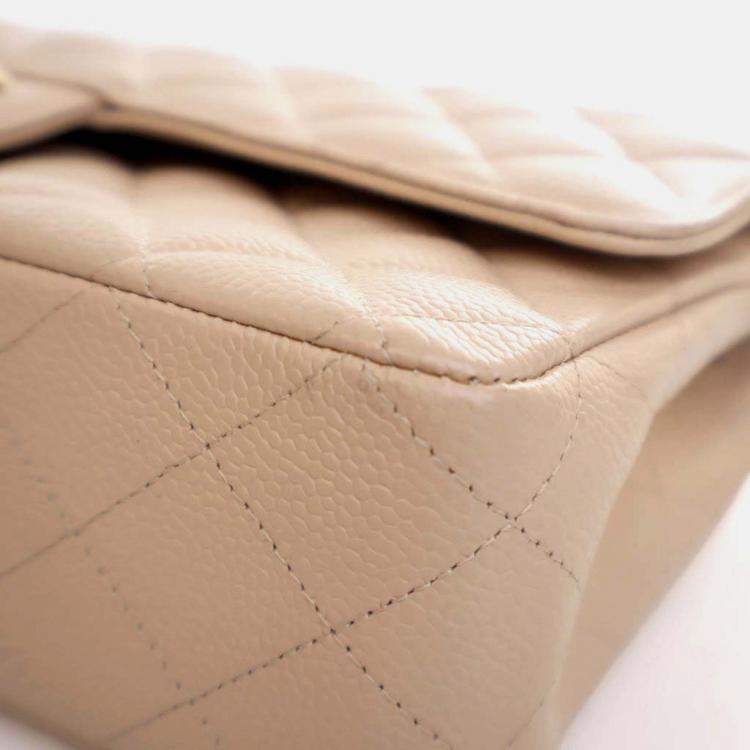 Pre Owned Chanel Classic Double Flap Medium Caviar Leather Shoulder Bag