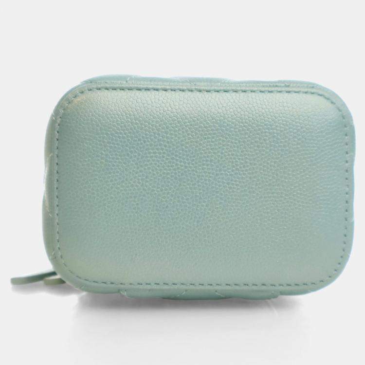 Pre Owned Chanel Pearl On Top Mini Green Caviar Vanity Case