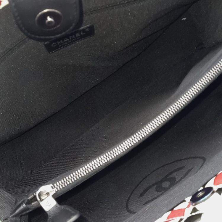 Pre Owned Chanel Multicolor Coated Canvas Dallas tote and shoulder bag