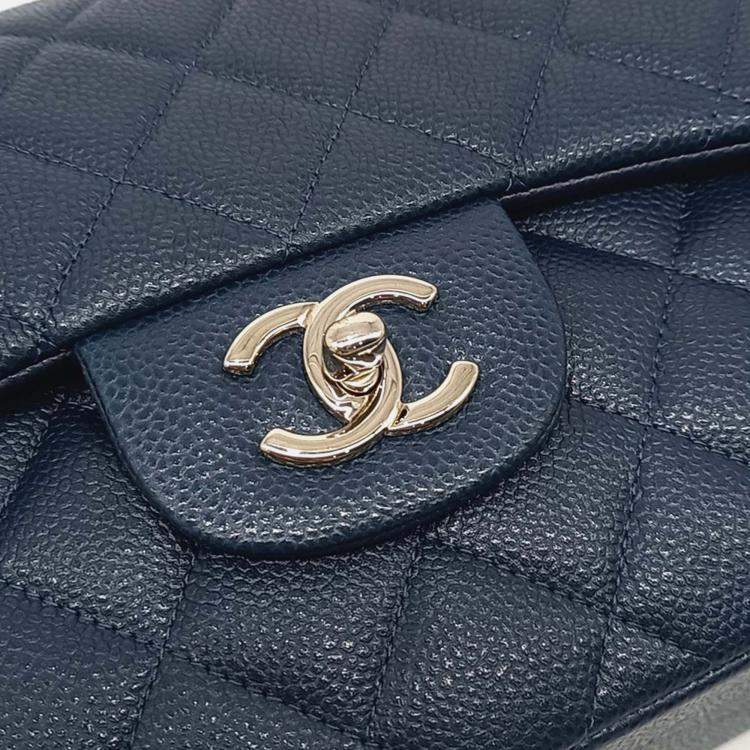 Pre Owned Chanel Blue Leather Caviar Classic Jumbo