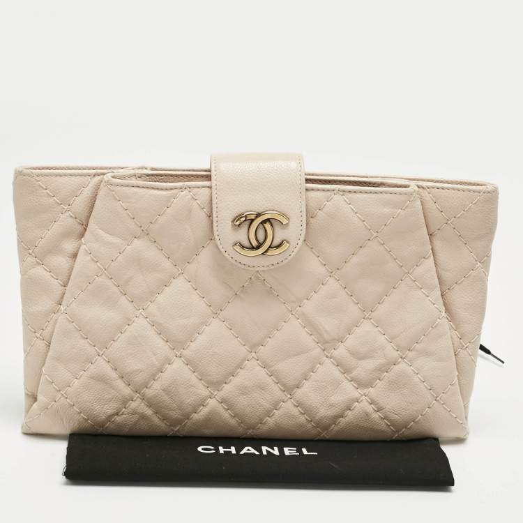 Pre Owned Chanel Light Pink Quilted Aged Leather Coco Pleats Clutch