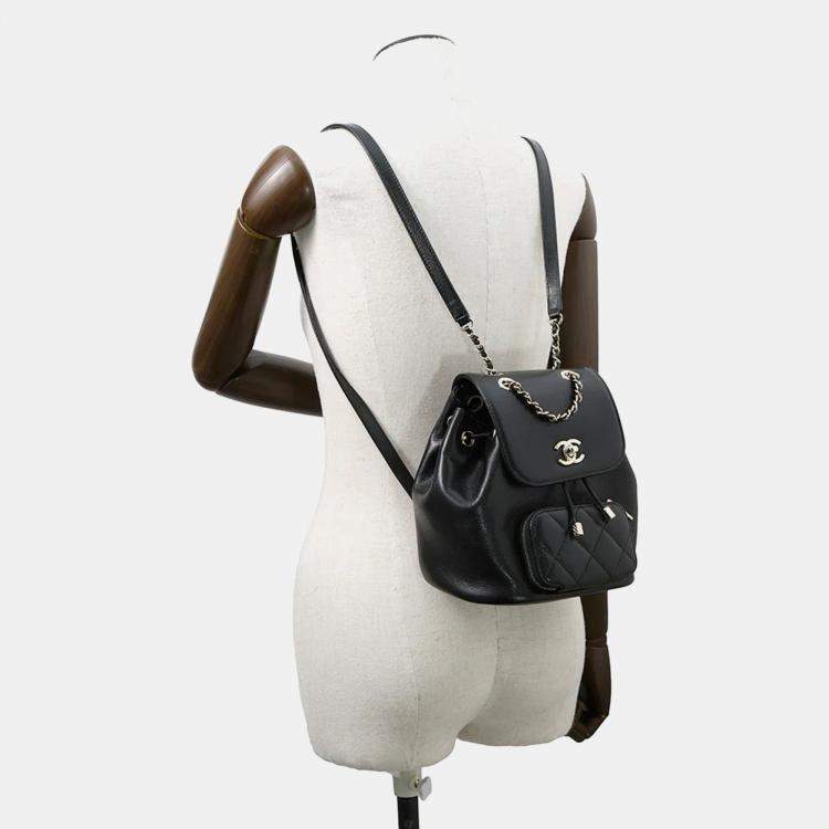مملوكة مسبقًا Chanel Matelasse Black Caviar Leather Backpack