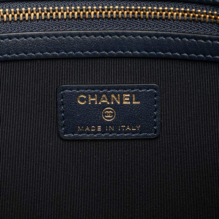 Pre Owned Chanel Navy Blue CC Large Quilted Lambskin O Case Clutch