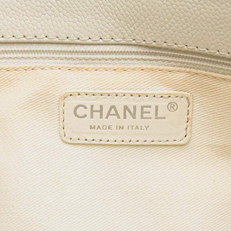 Pre Owned Chanel White Caviar Grand Shopping Tote