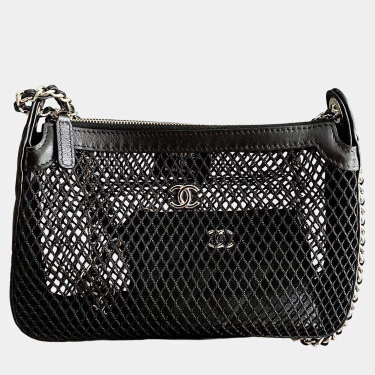 Pre Owned Chanel Mesh Black Shiny Lambskin Clutch with Chain