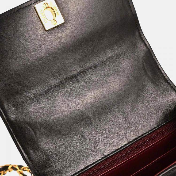 Pre Owned Chanel Black Lambskin Shoulder Bag