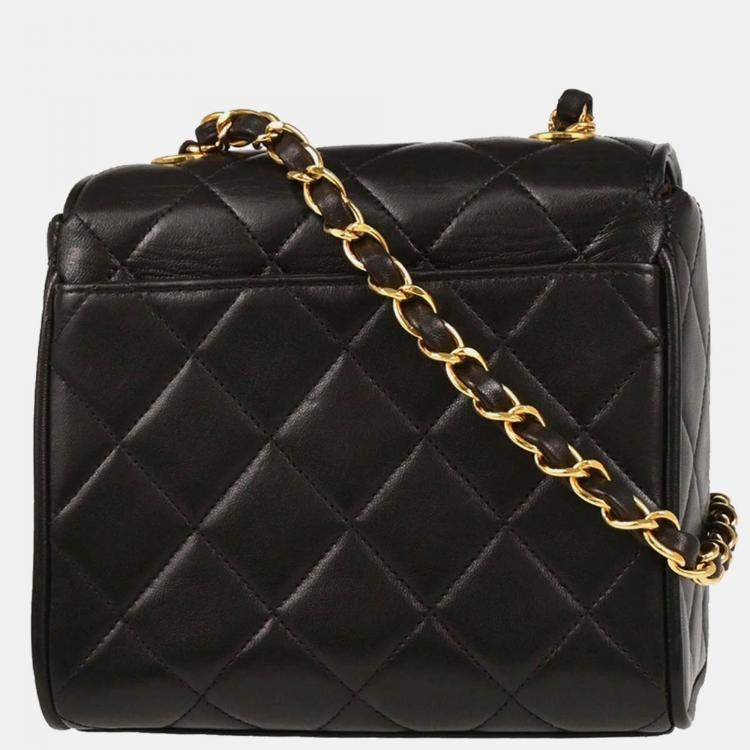 Pre Owned Chanel Black Lambskin Shoulder Bag