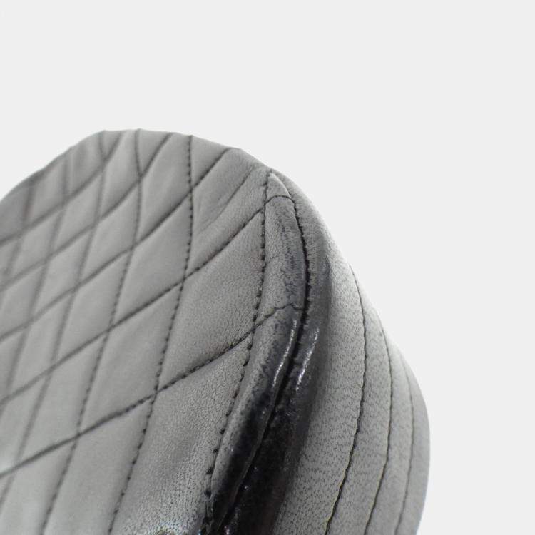 Pre Owned Chanel Black Lambskin Shoulder Bag