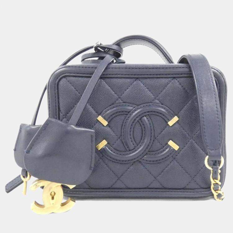 مملوكة مسبقًا Chanel CC Quilted Navy Caviar Leather  Bag