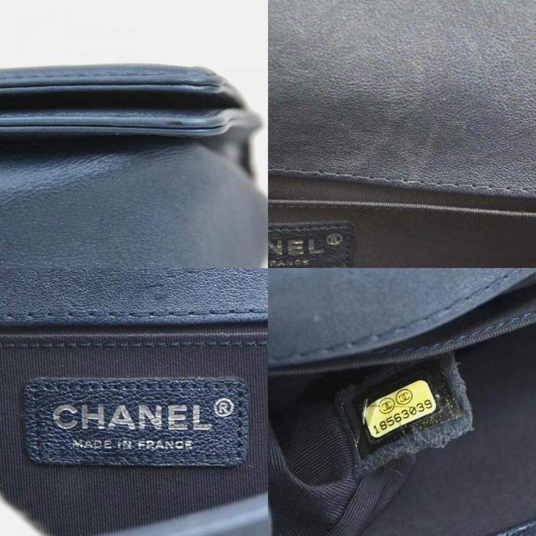Pre Owned Chanel Boy Chanel Leather Shoulder Bag In Metallic Navy