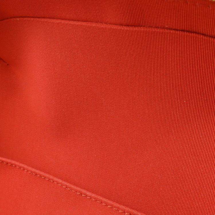 Pre Owned Chanel Matelasse Vanity Case Handbag Chain Shoulder Leather White Red