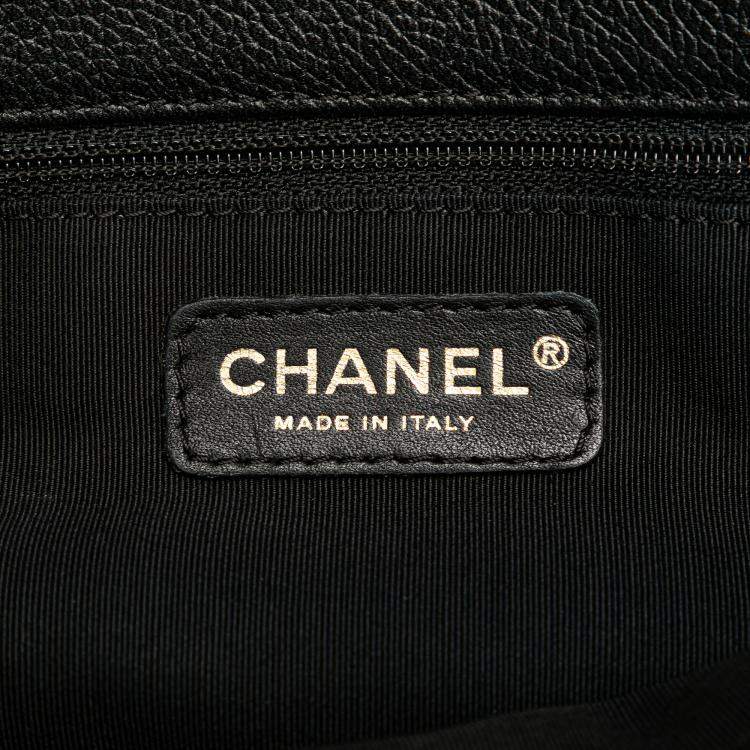Pre Owned Chanel Black Medium Calfskin Executive Cerf Tote