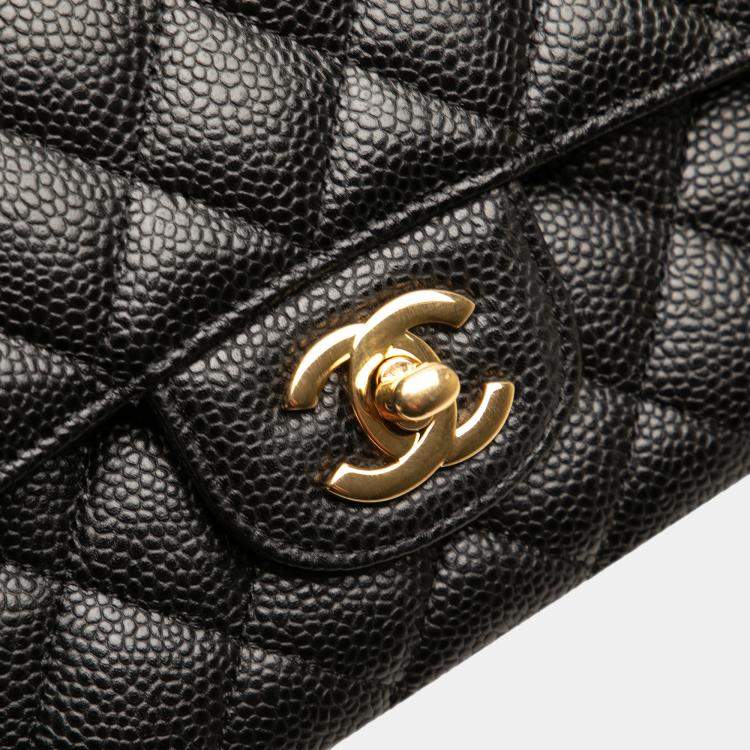 Pre Owned Chanel Black Medium Classic Caviar Double Flap