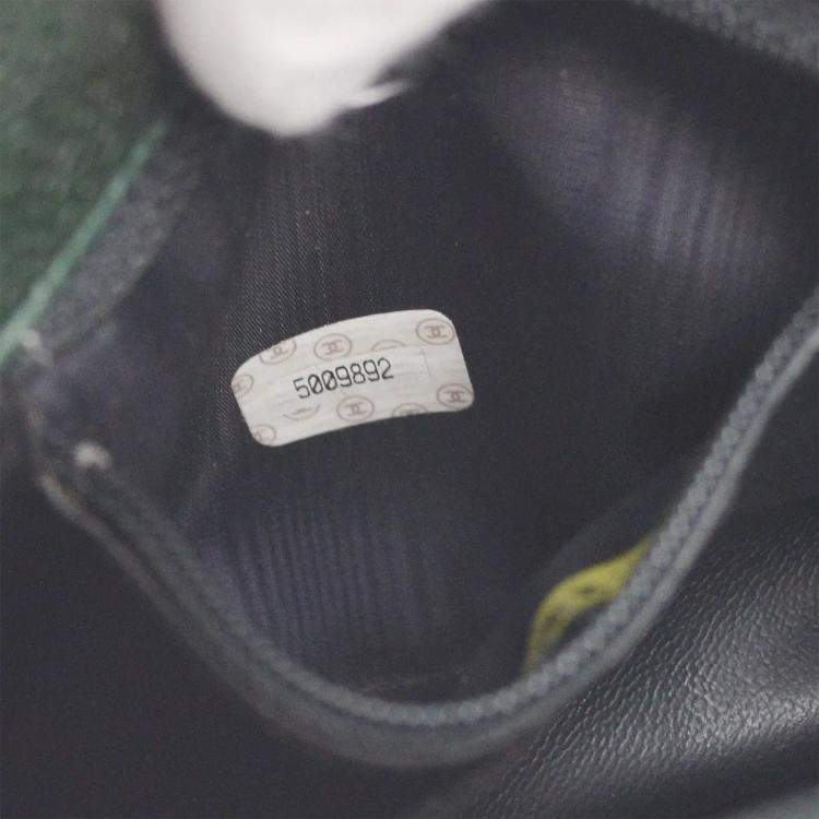 Pre Owned Chanel Green Calfskin Chain Shoulder Bag