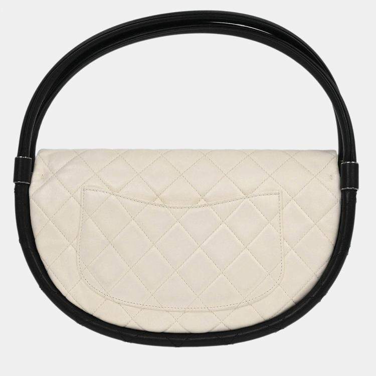 Pre Owned Chanel White Lambskin Hula Hoop Medium Handbag