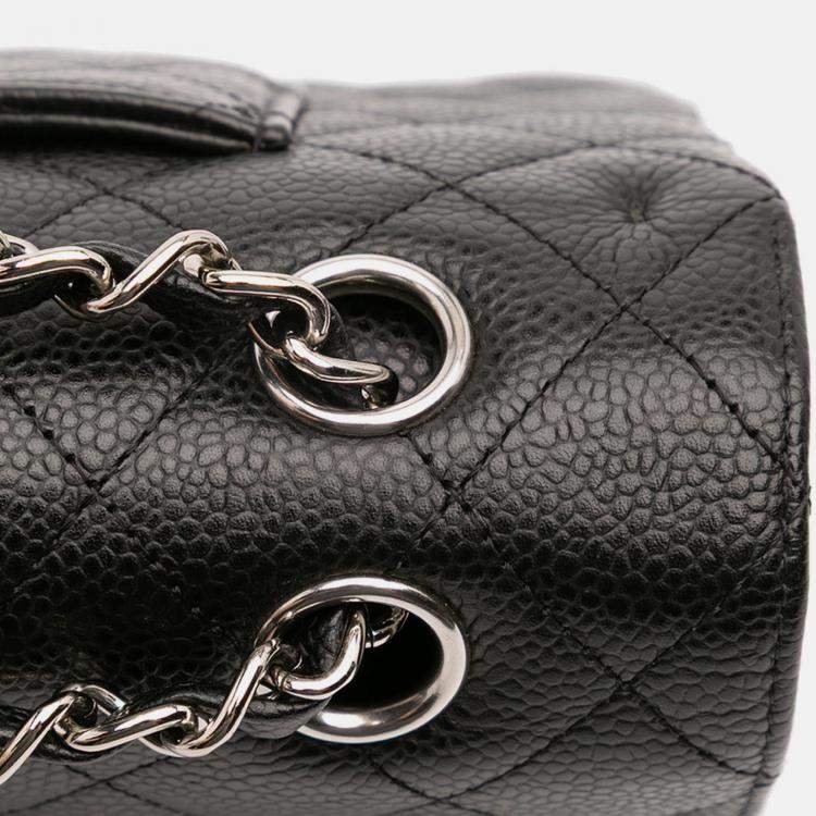 Pre Owned Chanel Black Medium Classic Caviar Double Flap