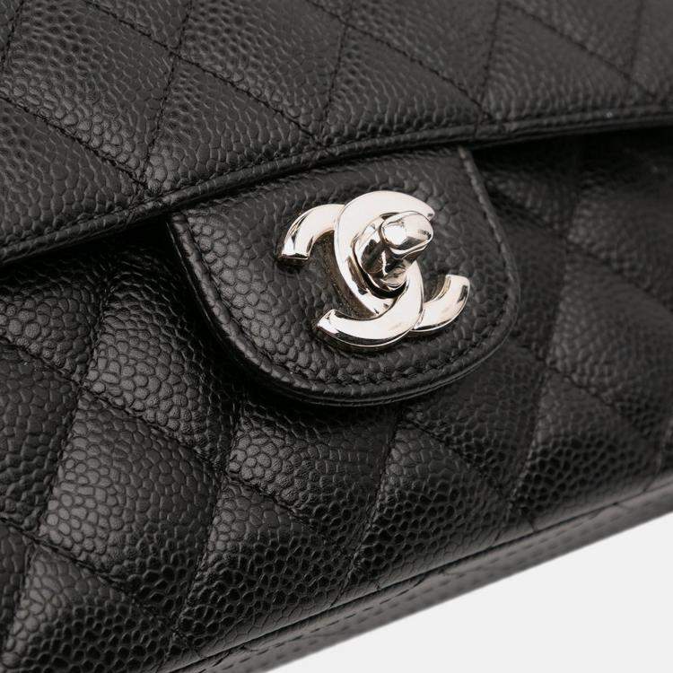 Pre Owned Chanel Black Medium Classic Caviar Double Flap