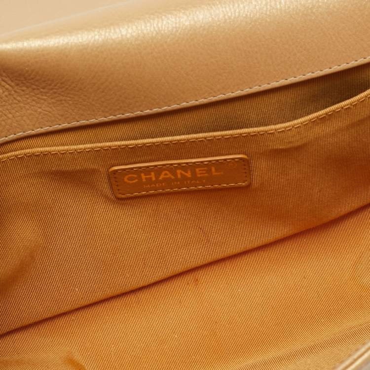 Pre Owned Chanel Beige Shimmer Quilted Leather Medium Classic Boy Flap Bag