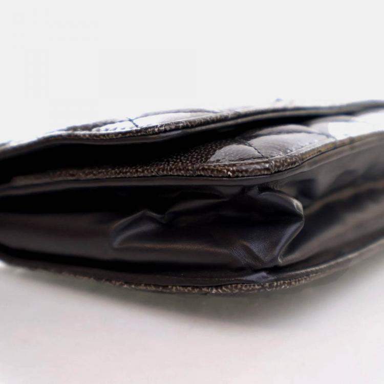 مملوكة مسبقًا Chanel Patent Wallet On Chain (WOC)