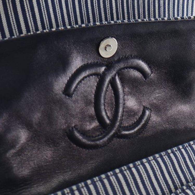 Pre Owned Chanel Medium Blue/White Denim Classic Double Flap Bag