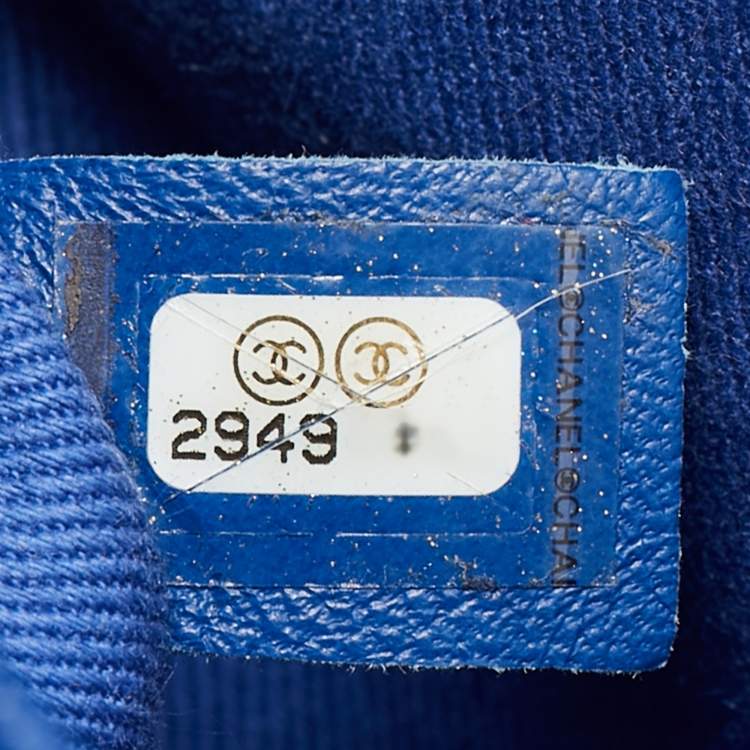 Pre Owned Chanel Blue Chevron Caviar Leather Mini Coco Top Handle Bag