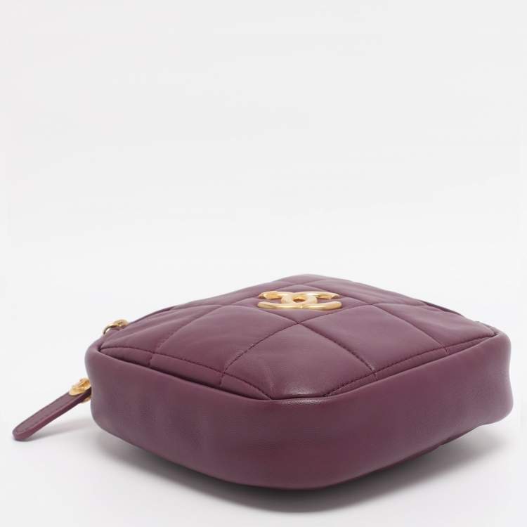 Pre Owned Chanel Purple Leather Diamond CC Chain Clutch