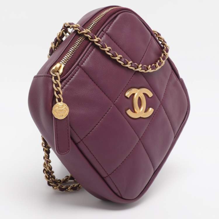 Pre Owned Chanel Purple Leather Diamond CC Chain Clutch