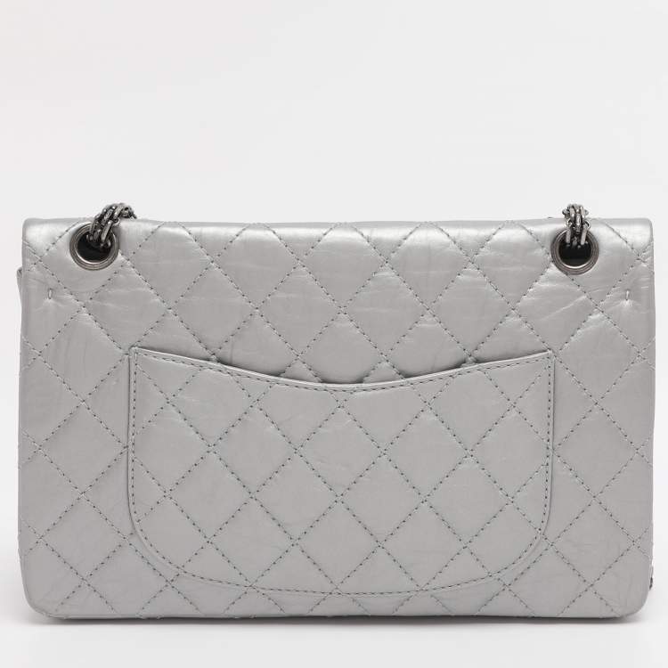 Pre Owned Chanel Silver Quilted Leather 226 Classic Reissue 2.55 Flap Bag