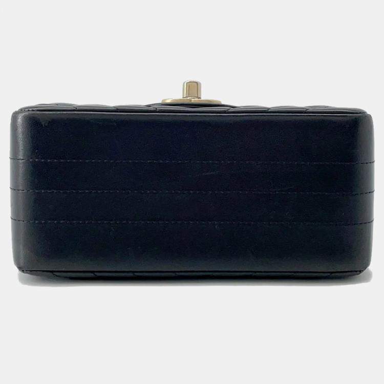 Pre Owned Chanel Chevron Mini Chain shoulder Bag Black Lambskin Size 18