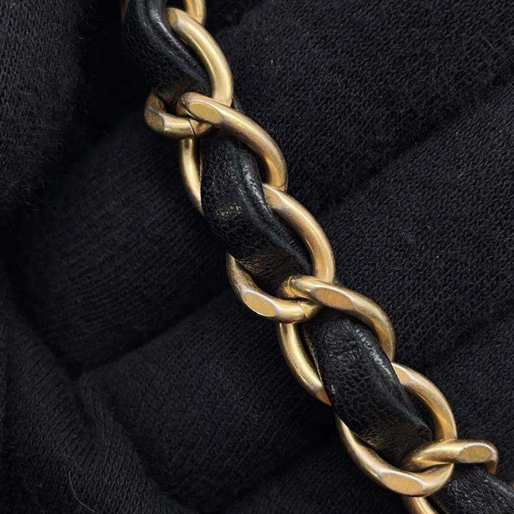 Pre Owned Chanel Chevron Mini Chain shoulder Bag Black Lambskin Size 18