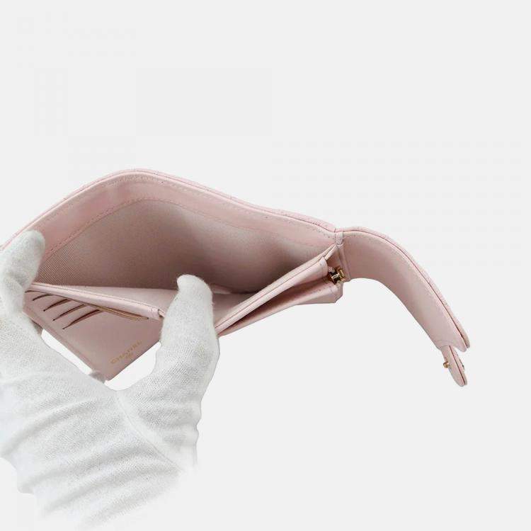 Pre Owned Chanel Matelasse Small Zip Wallet Pink Caviar Leather