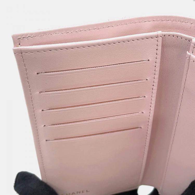 Pre Owned Chanel Matelasse Small Zip Wallet Pink Caviar Leather