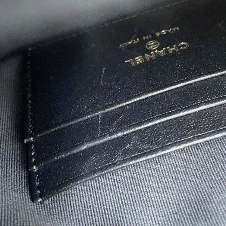 Pre Owned Chanel Matelasse Black/White Lambskin Chain Clutch Bag