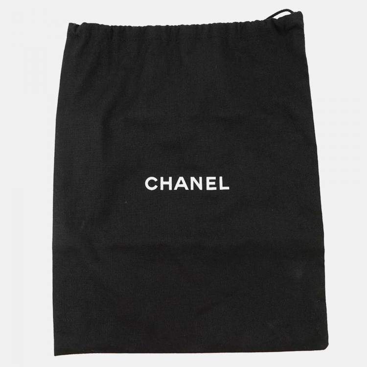 Pre Owned Chanel Matelasse Black/White Lambskin Chain Clutch Bag