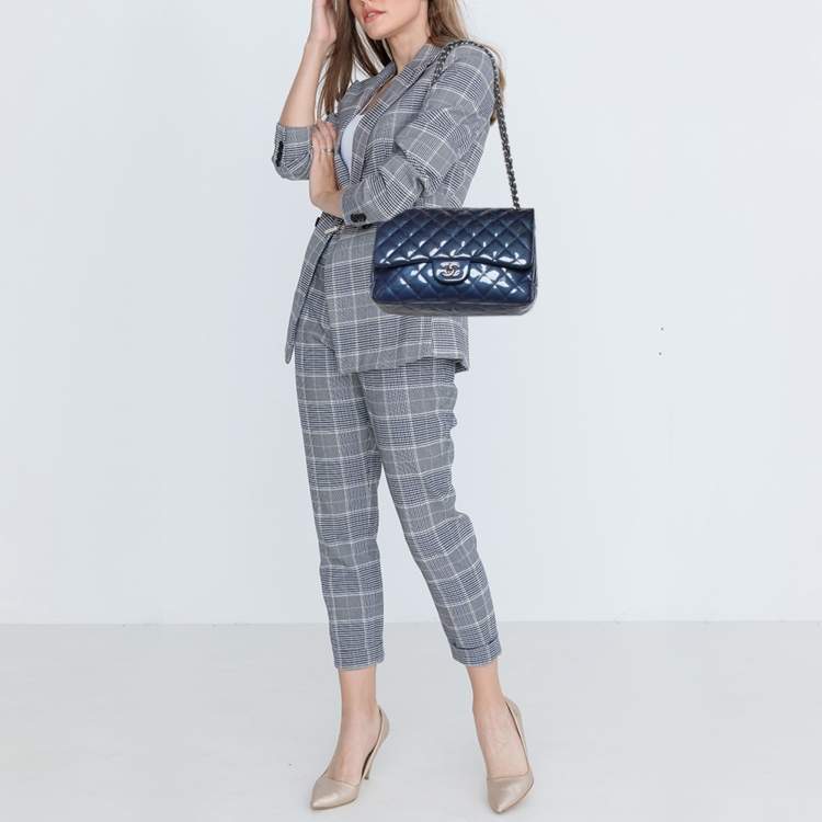 Pre Owned Chanel Navy Blue Iridescent Patent Leather Classic Jumbo Double Flap Bag
