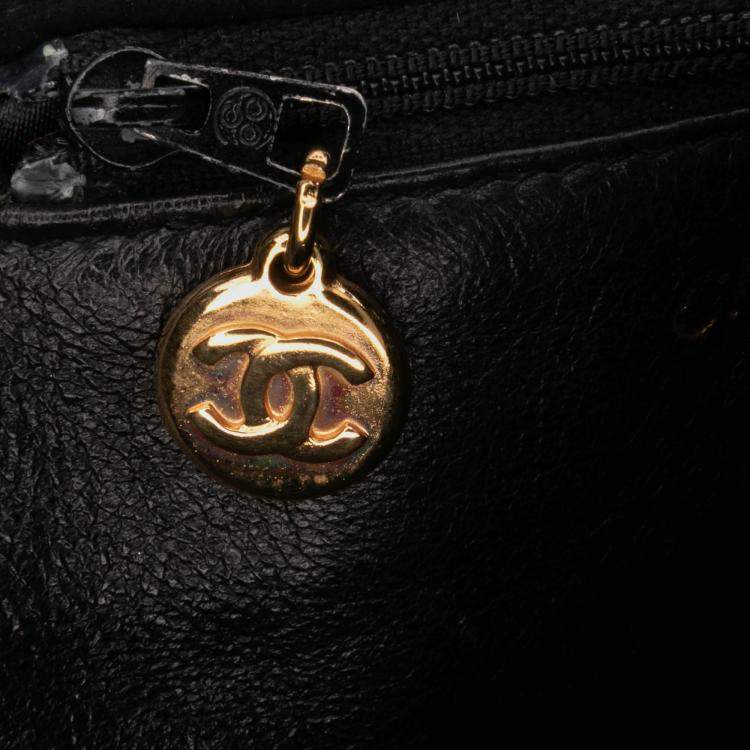 Pre Owned Chanel Black CC Quilted Velvet Flap