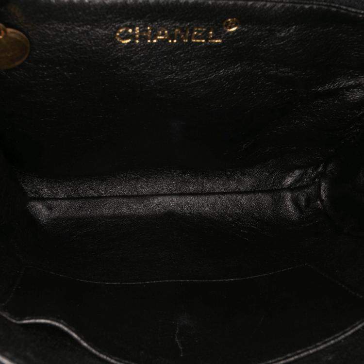 Pre Owned Chanel Black CC Quilted Velvet Flap