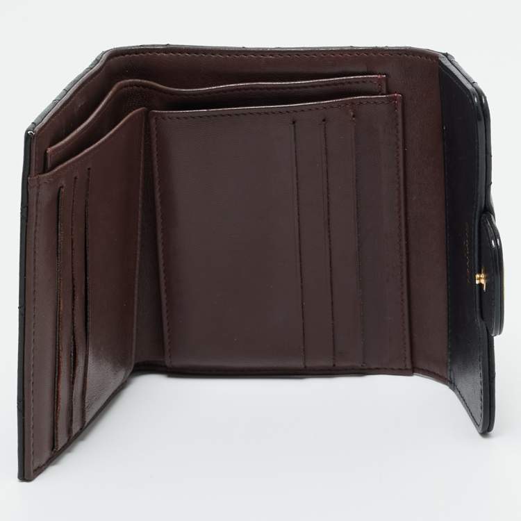 Pre Owned Chanel Black Quilted Leather CC Trifold Compact Wallet