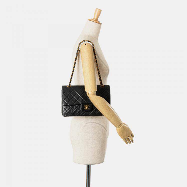 Pre Owned Chanel Black Medium Classic Lambskin Double Flap