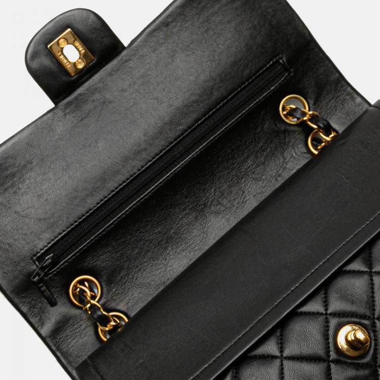 Pre Owned Chanel Black Medium Classic Lambskin Double Flap